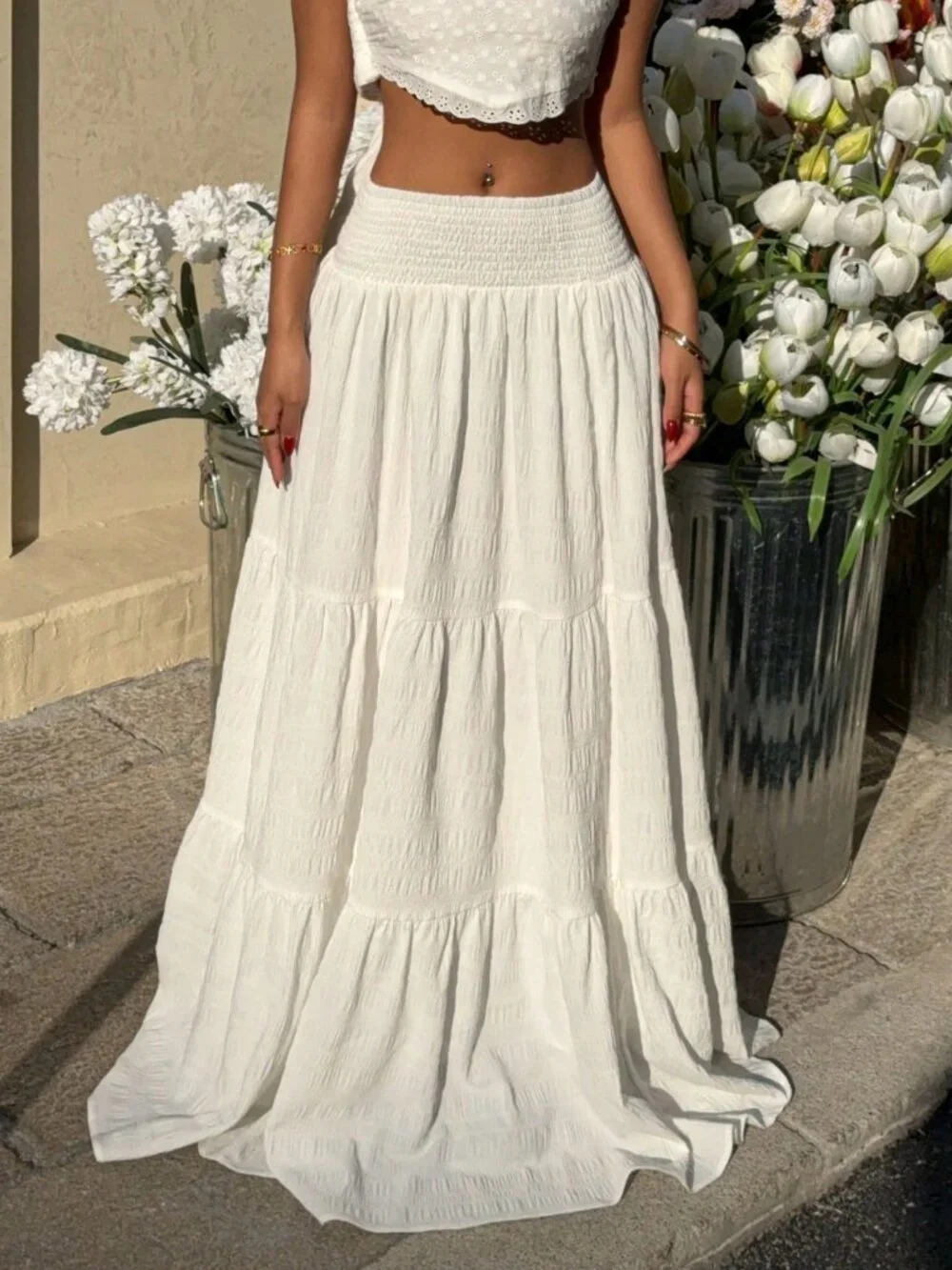 White Casual Women's Shirred Waist Ruffled Hem Skirt - Picture 4 of 6